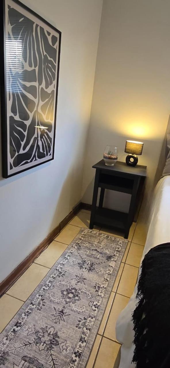 The Lantern Guesthouse Bloemfontein Exterior photo
